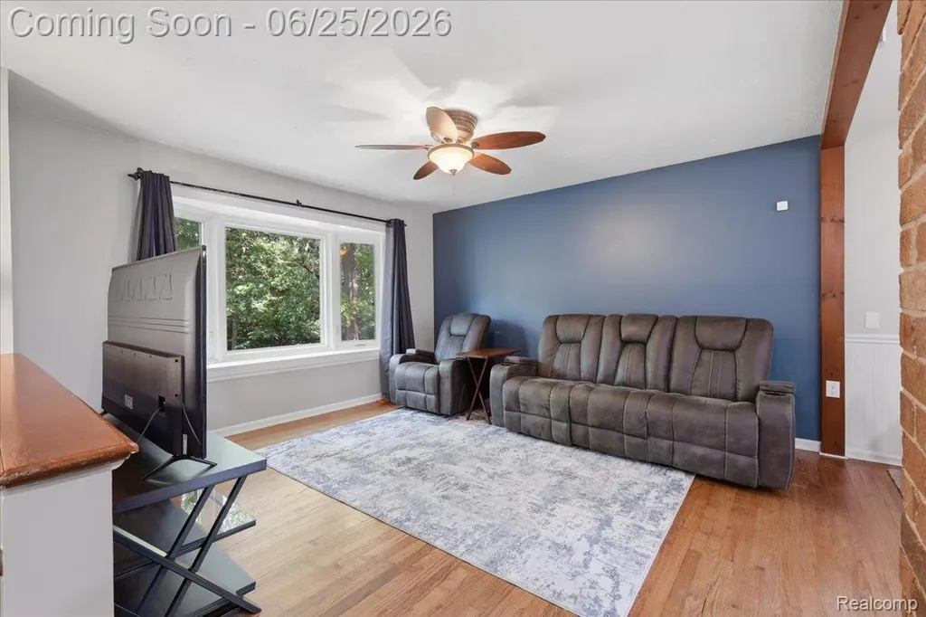 2021 Ardsley Drive Brandon Charter Township MI 48462