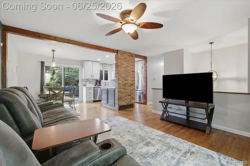 2021 Ardsley Drive Brandon Charter Township MI 48462