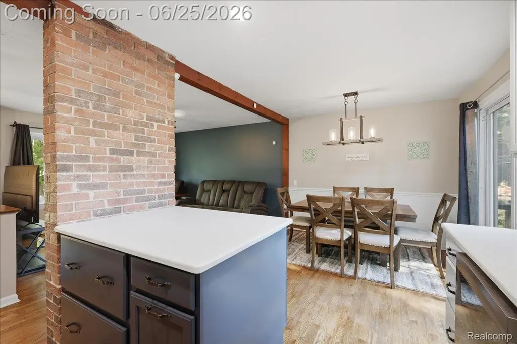 2021 Ardsley Drive Brandon Charter Township MI 48462