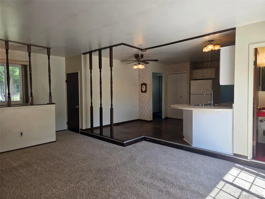 12237 Dorset Court Southgate City MI 48195