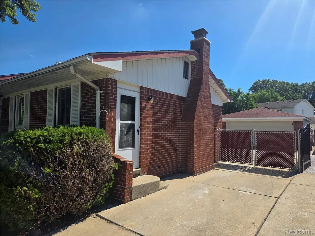 12237 Dorset Court Southgate City MI 48195
