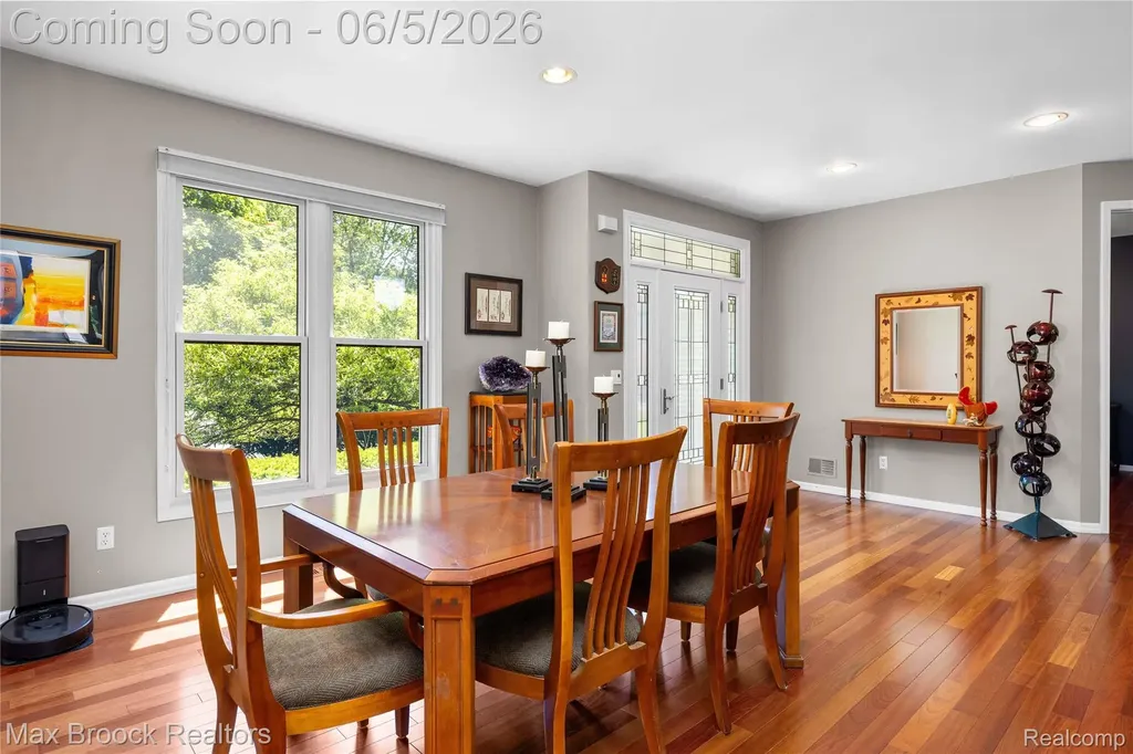 6294 Lindsay Court West Bloomfield Charter Township MI 48324