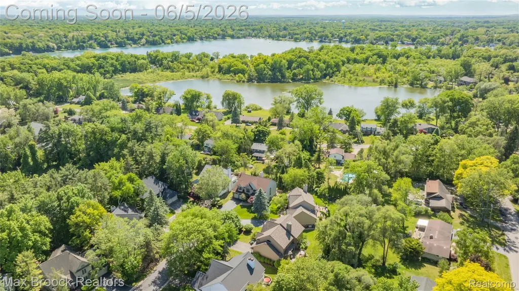 6294 Lindsay Court West Bloomfield Charter Township MI 48324