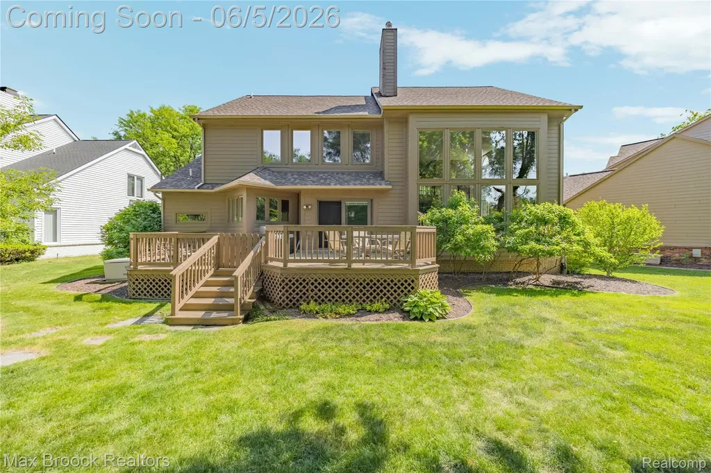 6294 Lindsay Court West Bloomfield Charter Township MI 48324