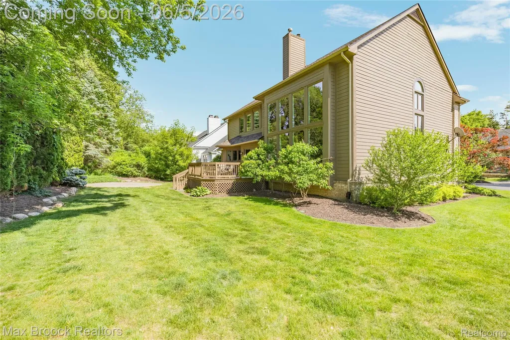 6294 Lindsay Court West Bloomfield Charter Township MI 48324