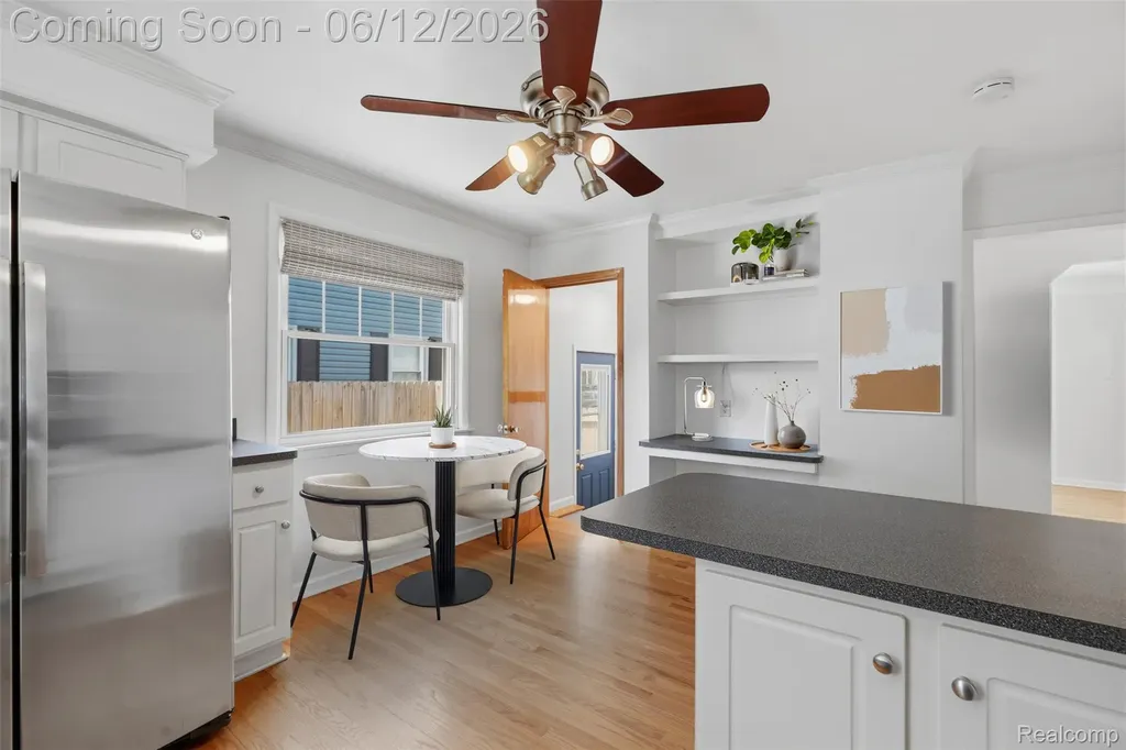 1920 Brockton Avenue Royal Oak City MI 48067