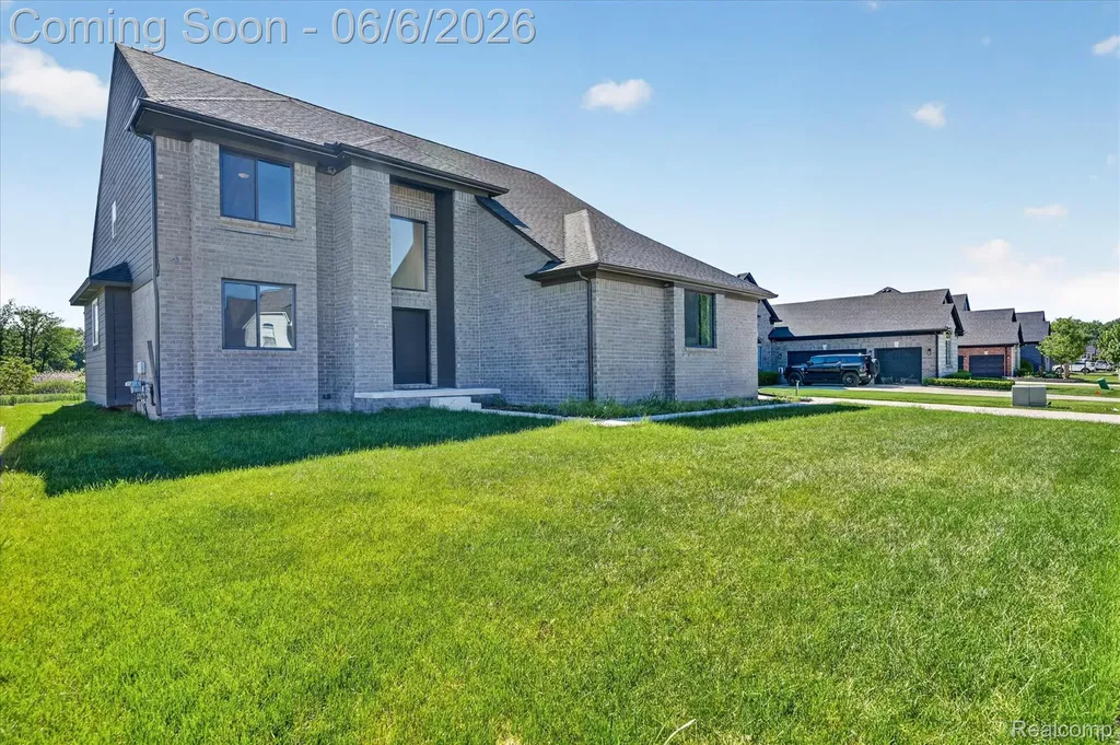 54598 Deadwood Lane Shelby Charter Township MI 48316