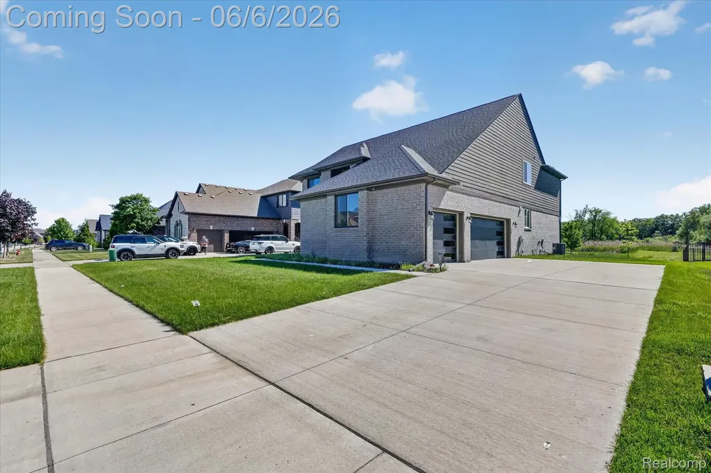 54598 Deadwood Lane Shelby Charter Township MI 48316