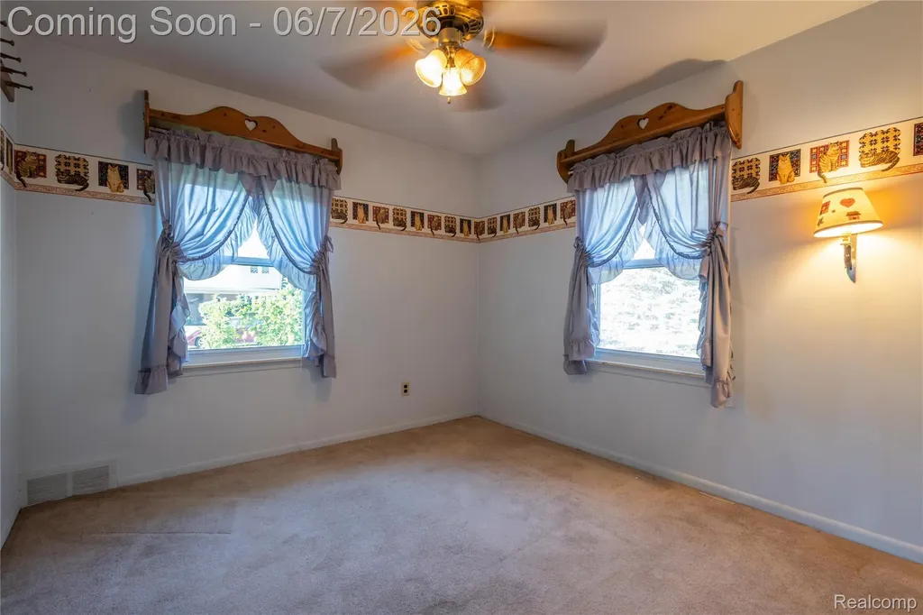 29447 Ravine Drive Livonia City MI 48152