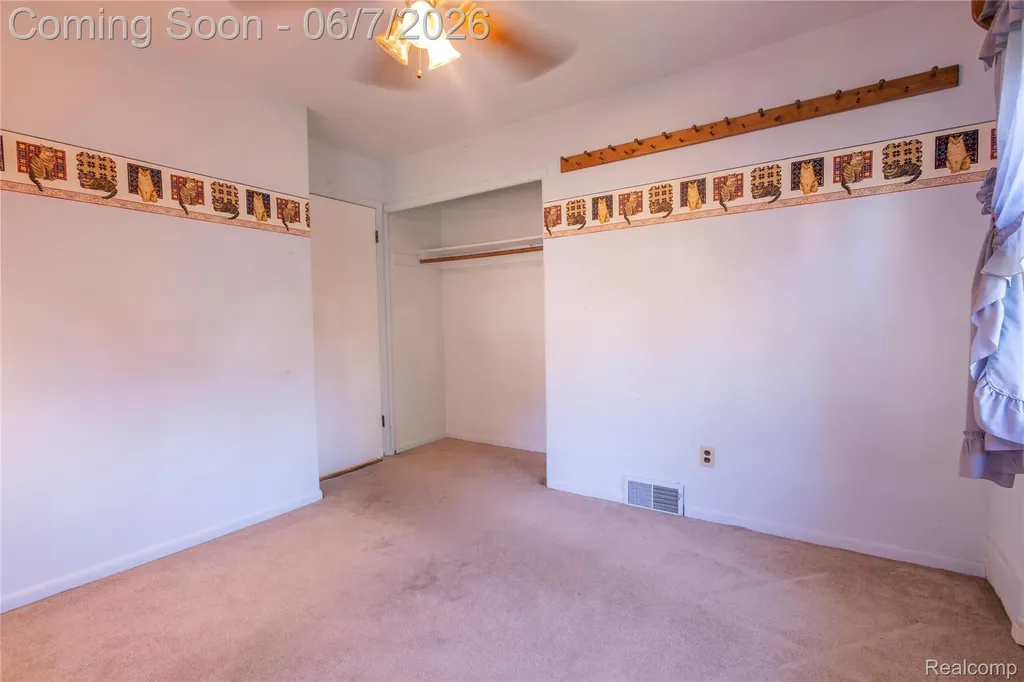 29447 Ravine Drive Livonia City MI 48152
