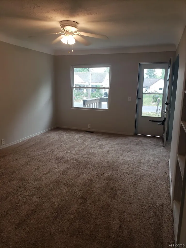 2157 Webber Avenue Burton City MI 48529