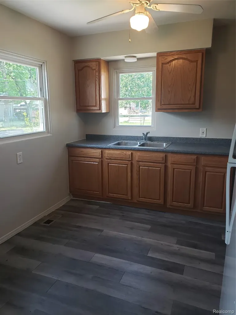 2157 Webber Avenue Burton City MI 48529