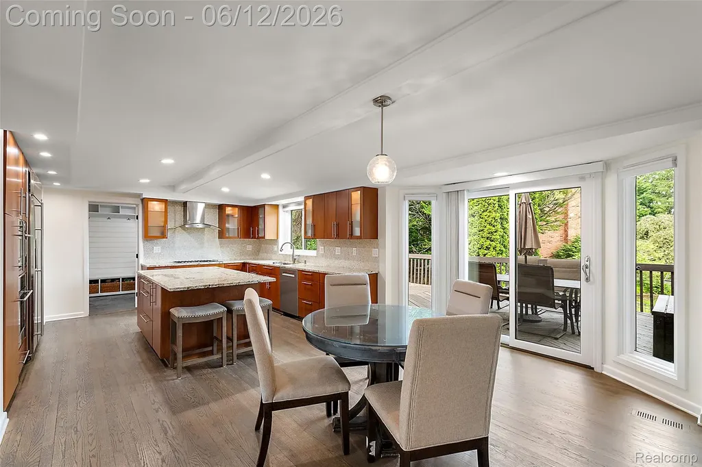 1966 Mapleridge Road Rochester Hills City MI 48309