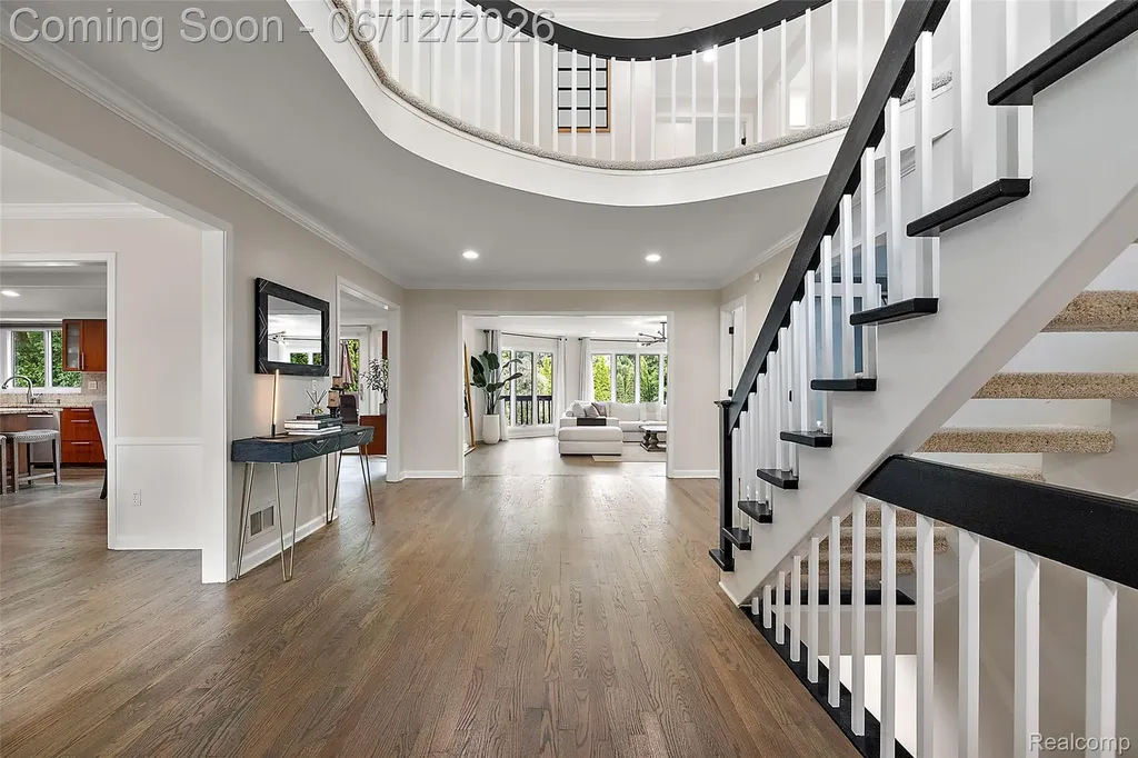 1966 Mapleridge Road Rochester Hills City MI 48309