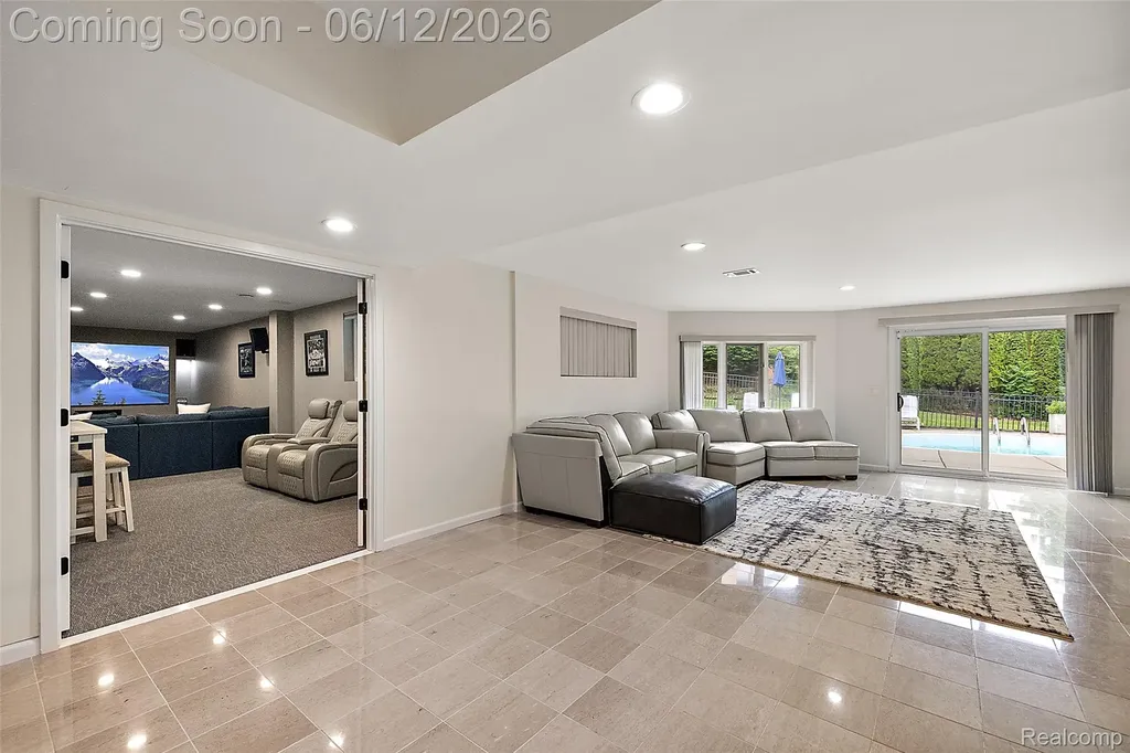 1966 Mapleridge Road Rochester Hills City MI 48309