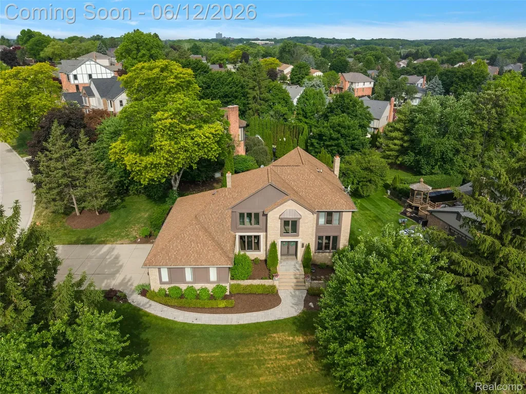 1966 Mapleridge Road Rochester Hills City MI 48309