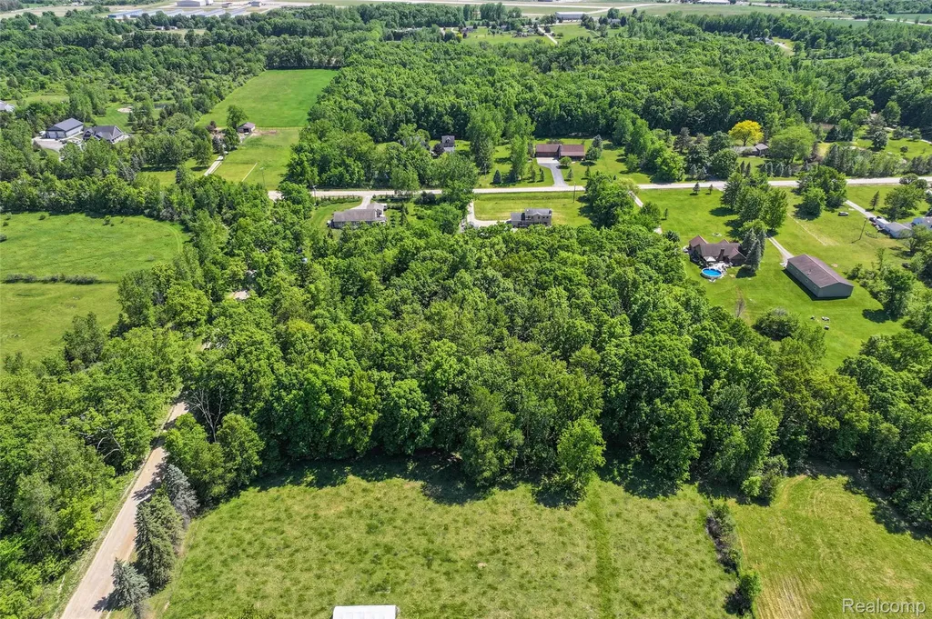 3075 Crandall Road Howell Township MI 48855