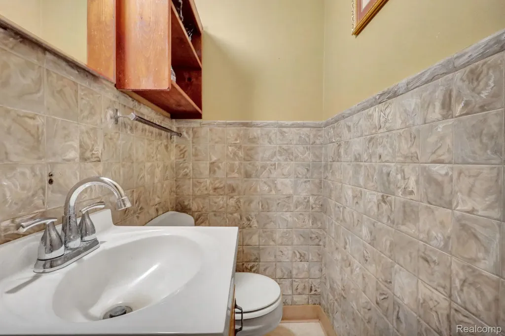 6245 W Coldwater Road Mt. Morris Township MI 48433