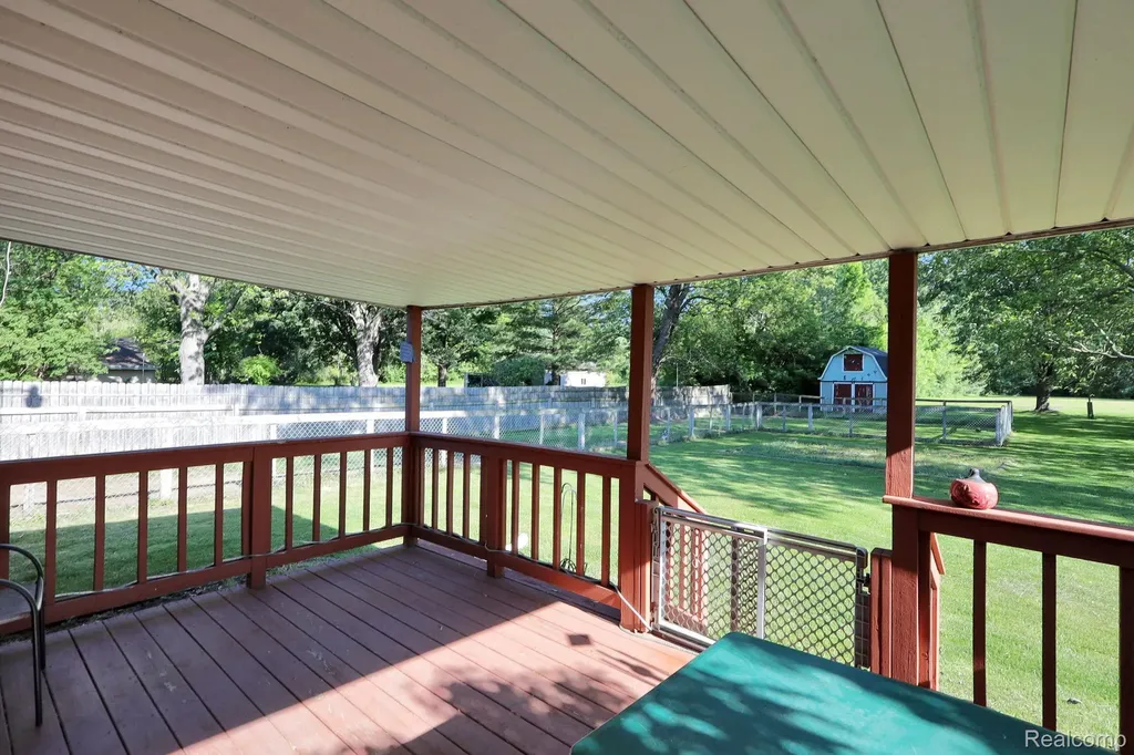 6245 W Coldwater Road Mt. Morris Township MI 48433