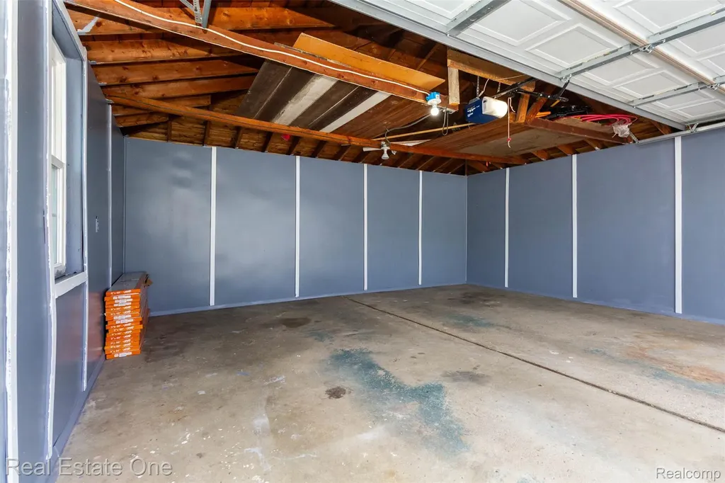 3902 Ziegler Street Dearborn Heights City MI 48125