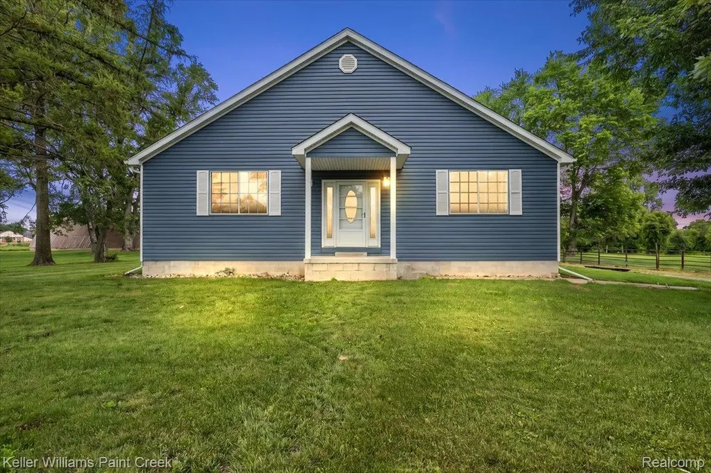 54230 Card Road Macomb Township MI 48042