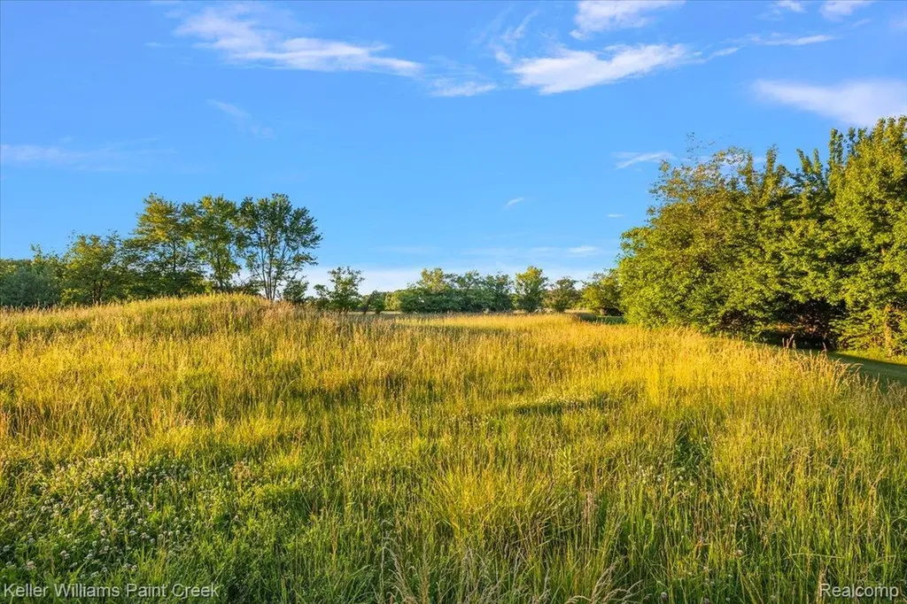 54230 Card Road Macomb Township MI 48042