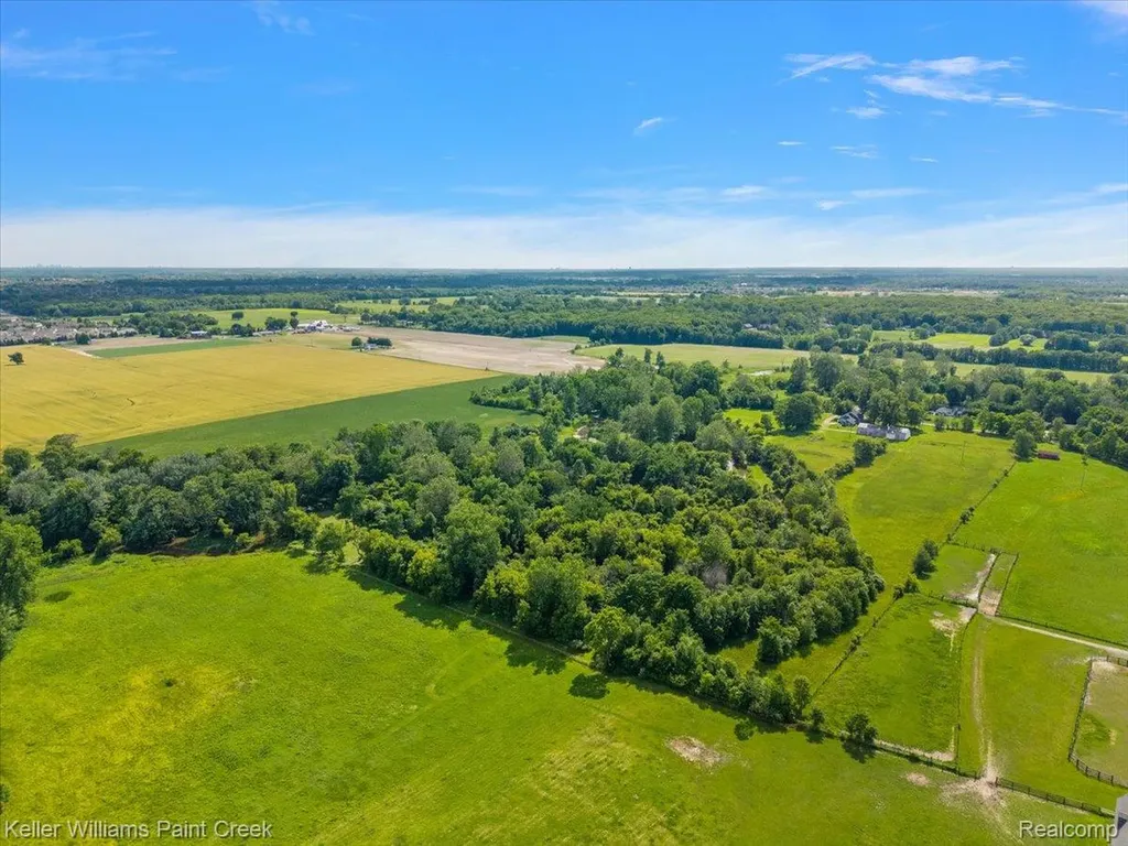 54230 Card Road Macomb Township MI 48042