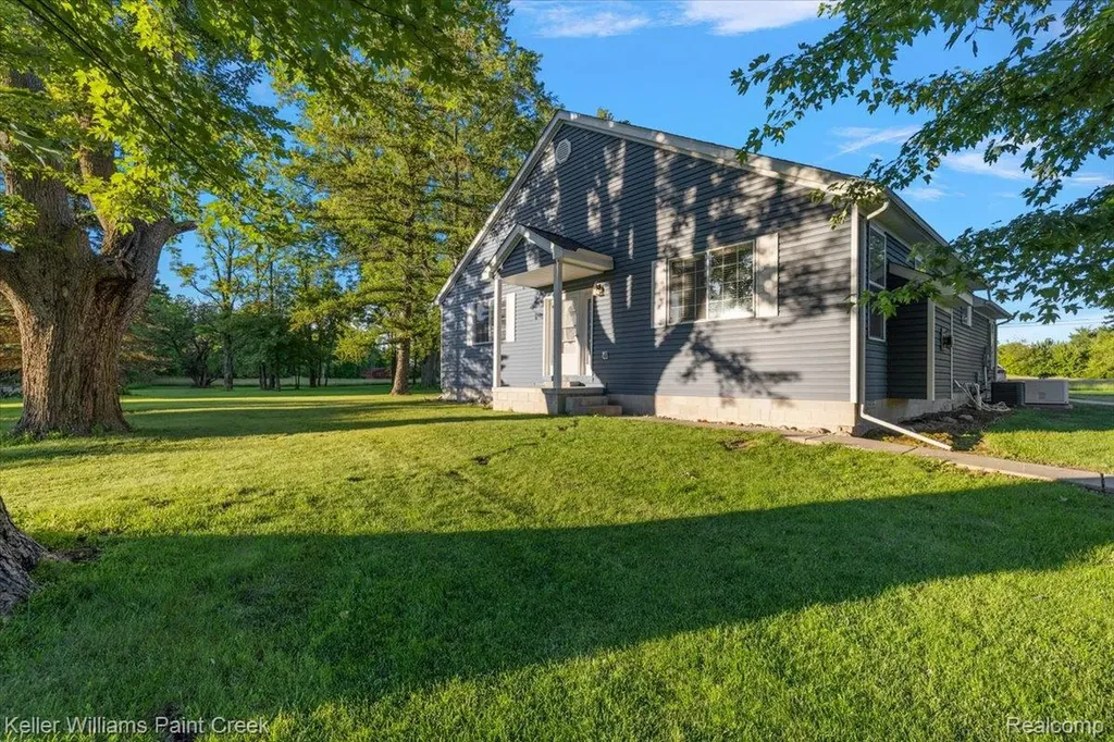 54230 Card Road Macomb Township MI 48042