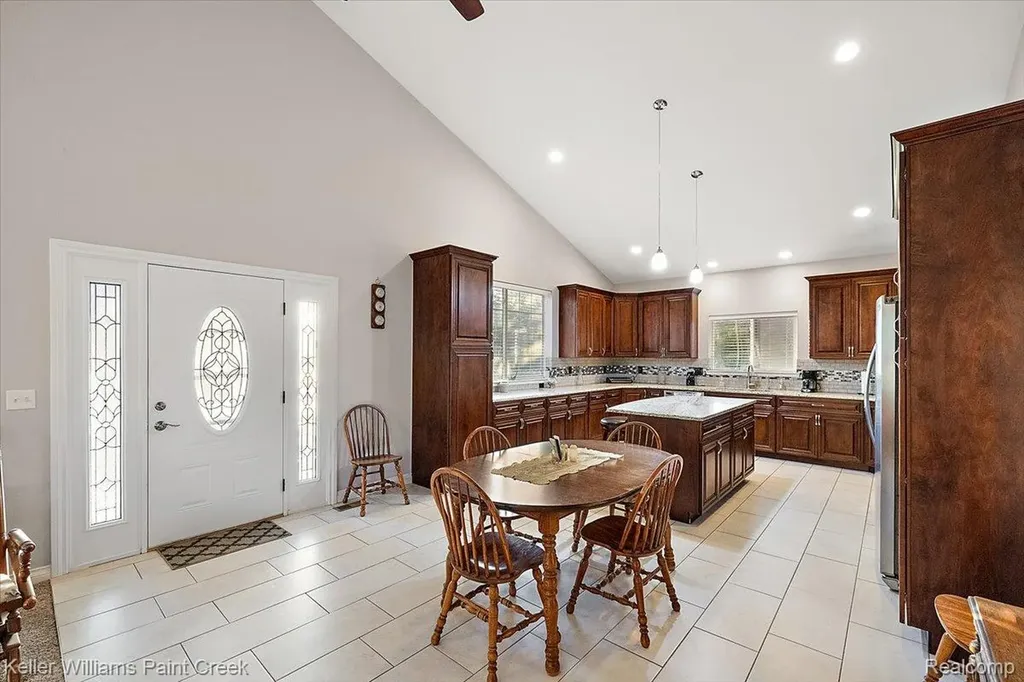 54230 Card Road Macomb Township MI 48042