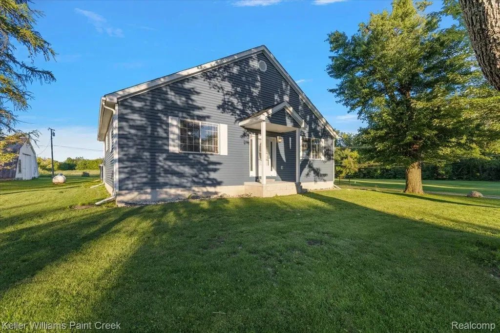 54230 Card Road Macomb Township MI 48042