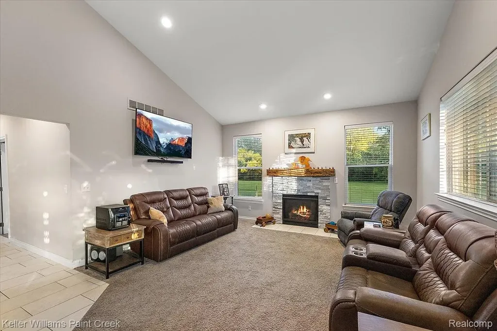 54230 Card Road Macomb Township MI 48042
