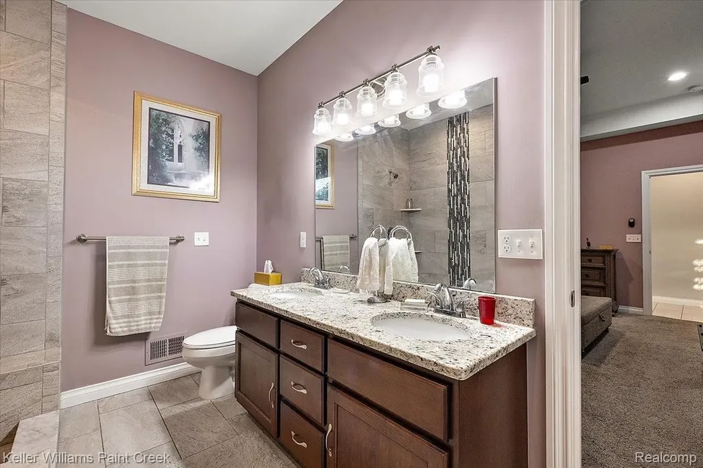 54230 Card Road Macomb Township MI 48042