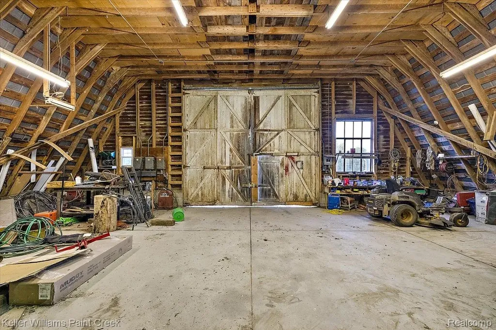 54230 Card Road Macomb Township MI 48042