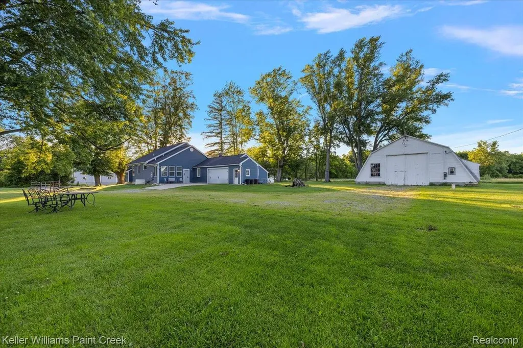 54230 Card Road Macomb Township MI 48042