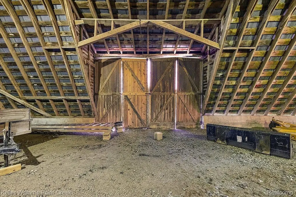 54230 Card Road Macomb Township MI 48042