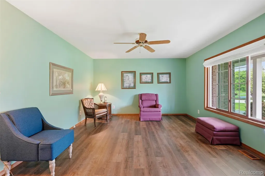 2482 Valley Lane Drive Grand Blanc Charter Township MI 48439