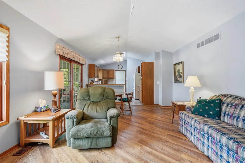 2482 Valley Lane Drive Grand Blanc Charter Township MI 48439