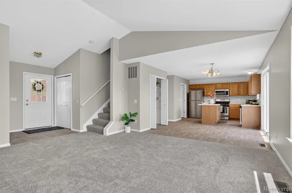 7460 Kensington Drive York Charter Township MI 48197