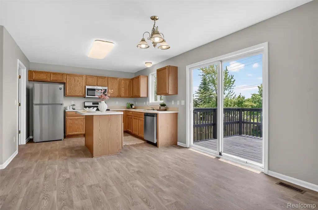 7460 Kensington Drive York Charter Township MI 48197