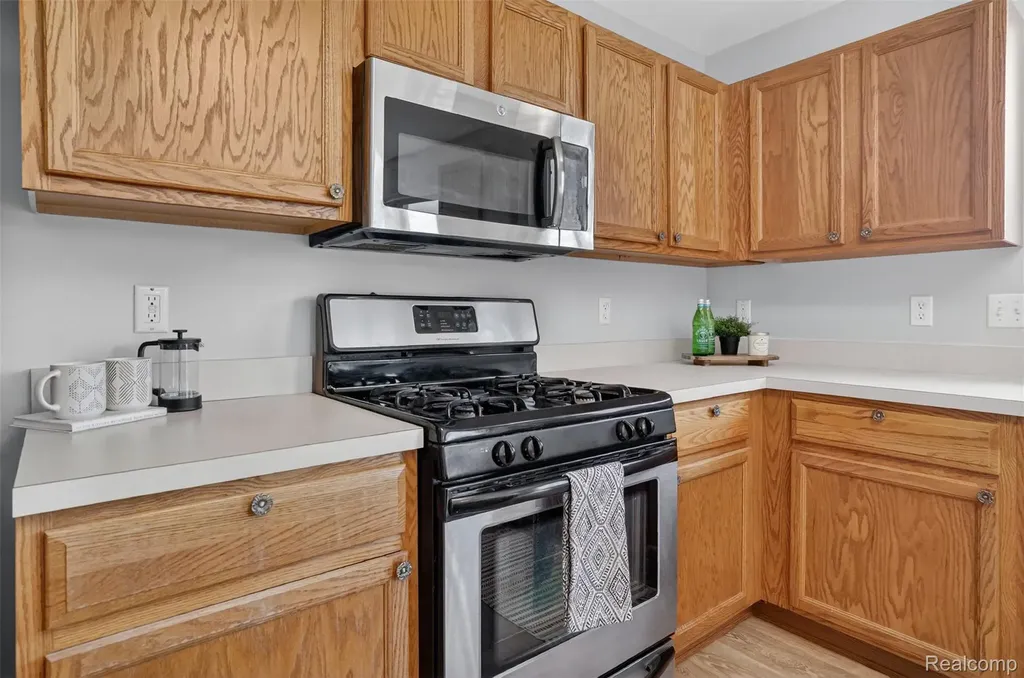 7460 Kensington Drive York Charter Township MI 48197