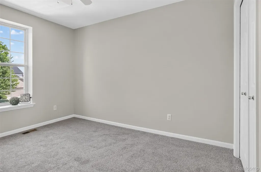 7460 Kensington Drive York Charter Township MI 48197