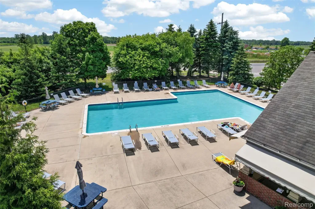 7460 Kensington Drive York Charter Township MI 48197