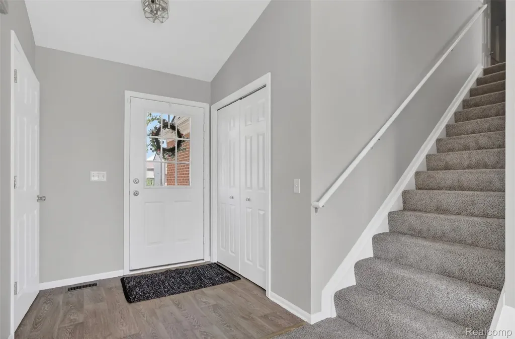 7460 Kensington Drive York Charter Township MI 48197