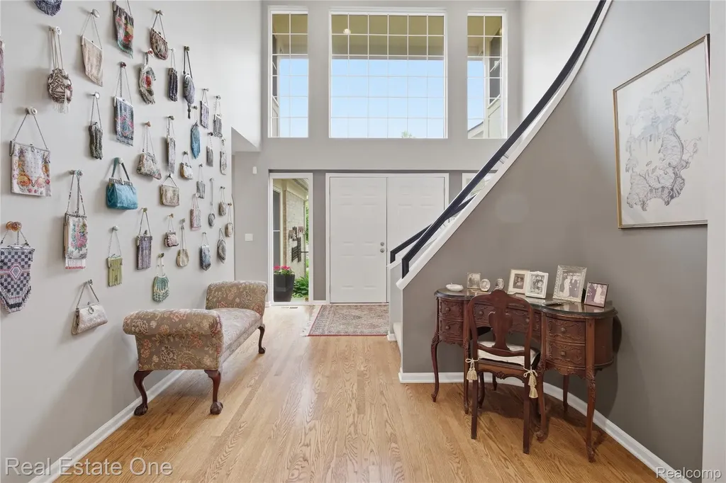 6011 Simsbury Court West Bloomfield Charter Township MI 48322