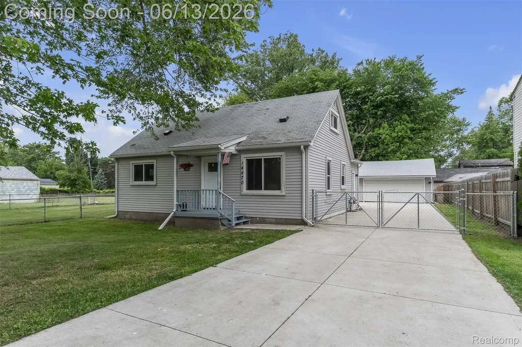 14470 Syracuse Street Taylor City MI 48180