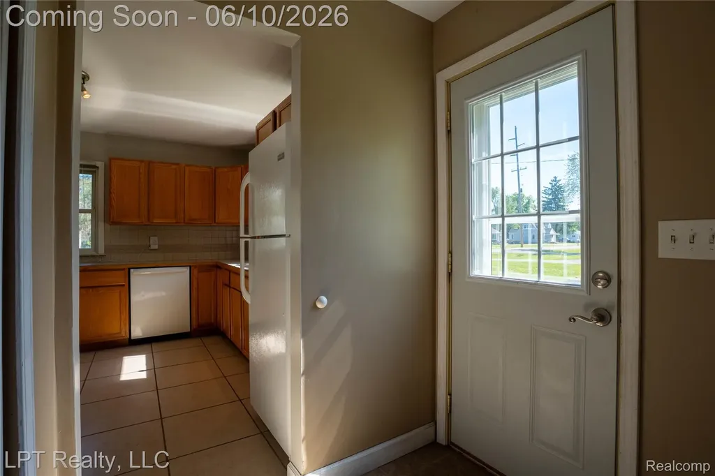 4152 Leith Street Burton City MI 48509