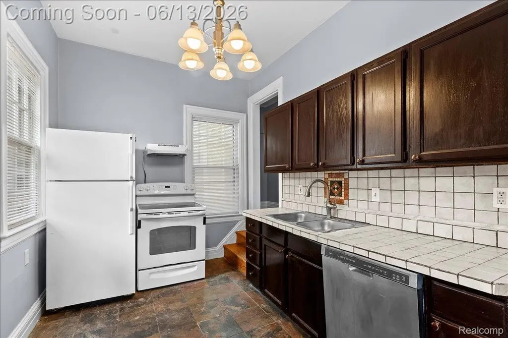 316 Washtenaw Avenue Ypsilanti City MI 48197