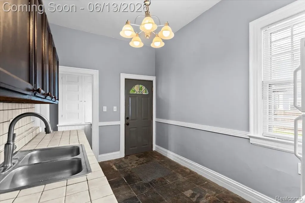 316 Washtenaw Avenue Ypsilanti City MI 48197