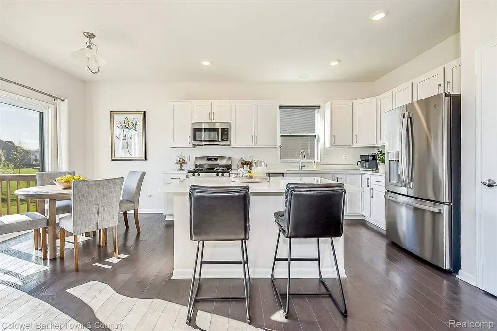 8126 Carston Lane Green Oak Township MI 48116