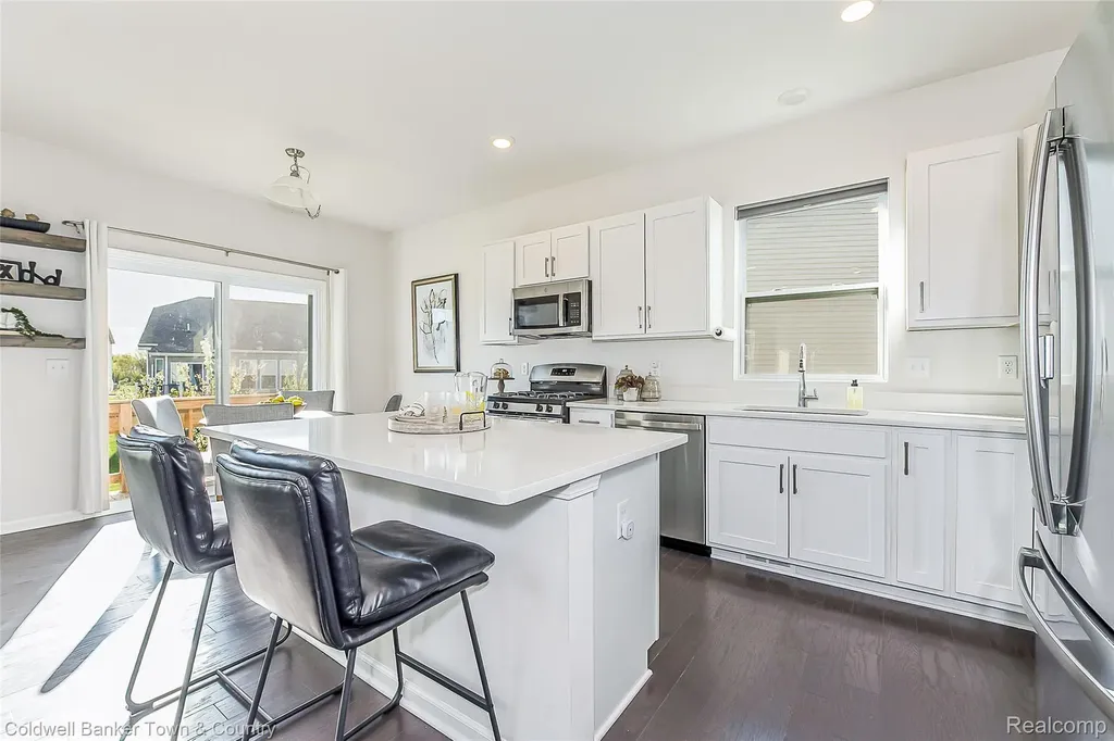 8126 Carston Lane Green Oak Township MI 48116